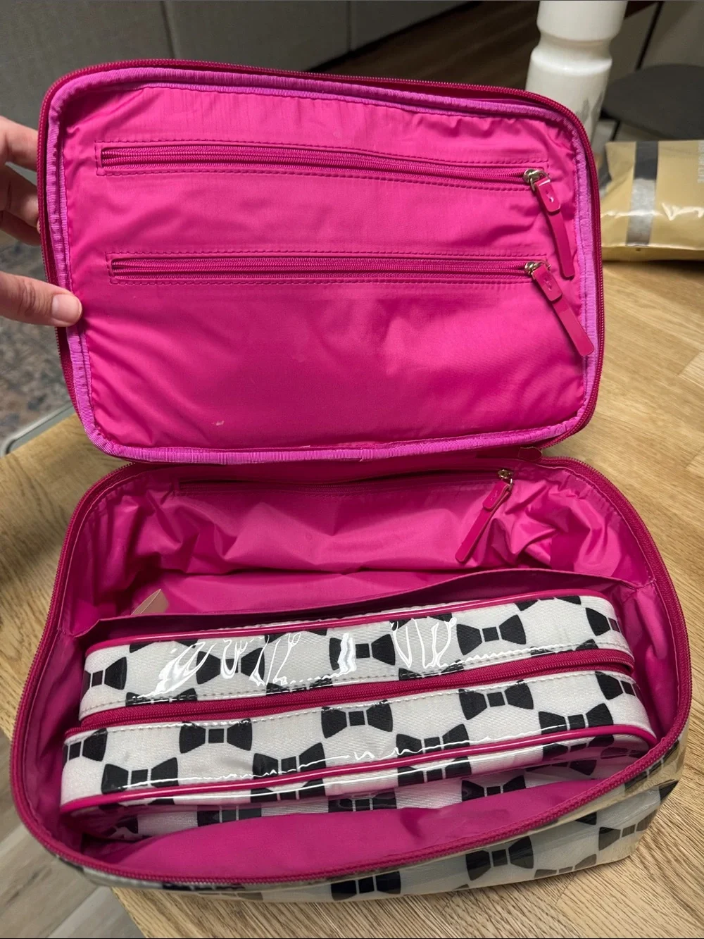 Kate Spade travel Organizer Pouch with Black & White Pattern